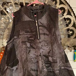 Funky, oversized top!